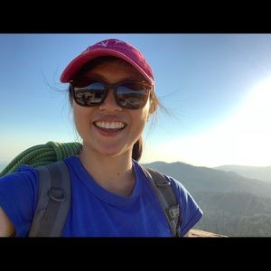 Meet your Posher, Christina